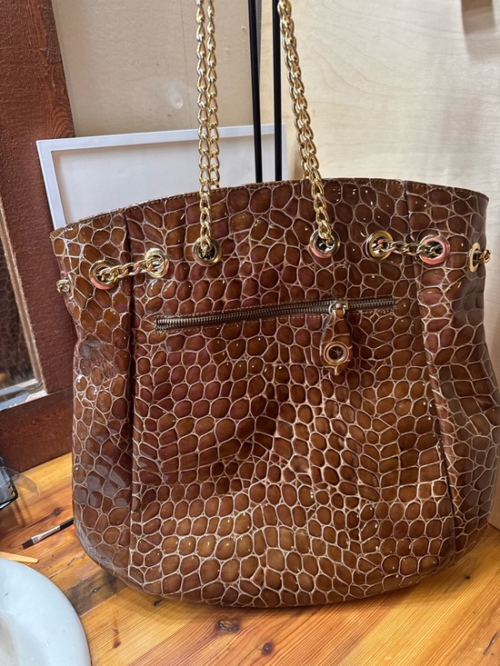 Innue Handbags - Innue made Italy genuine Leather Brown Tote large with Gold Chain Handles